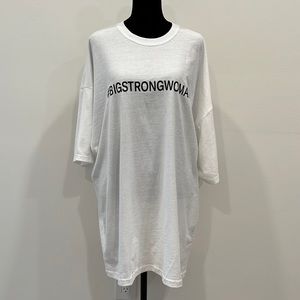 M & O Heavy #BIGSTRONGWOMAN Tee